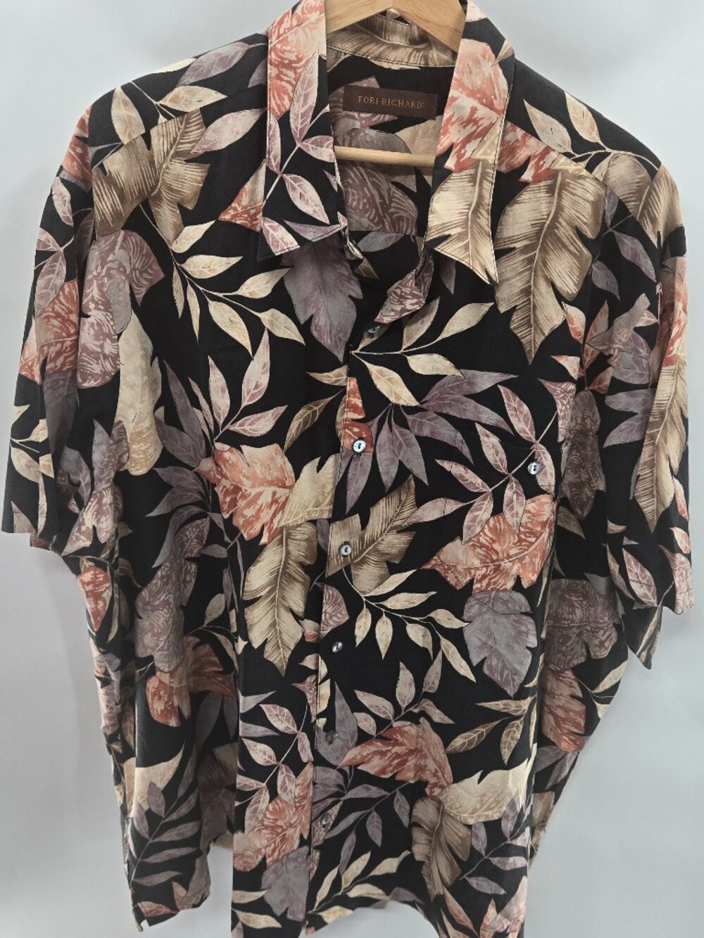 Tori Richard Black Cotton Lawn Resort Leaf Shirt Black 2xB